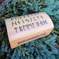 Шкатулка руническая (выжигание)