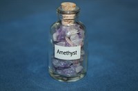 Аметист: камни в бутылочке